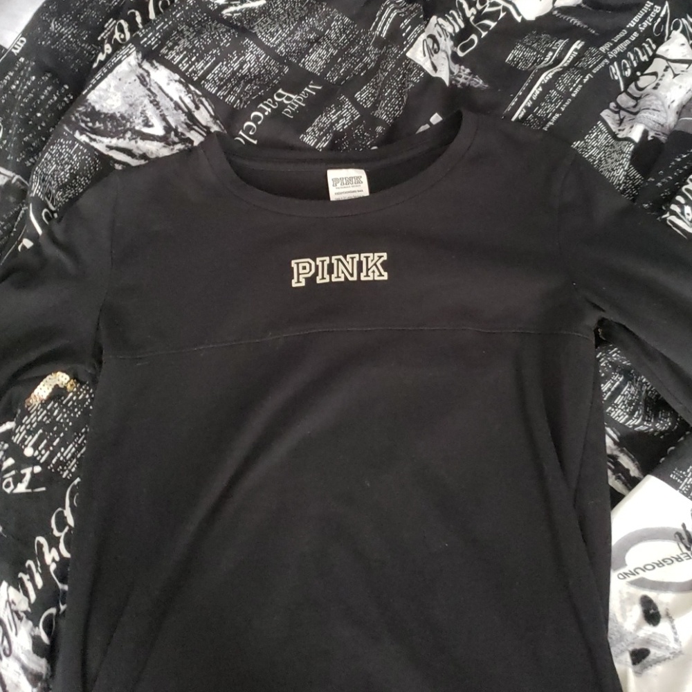 quarter sleeved t-shirt